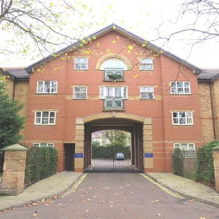 The Court Apartment Liverpool Exterior photo